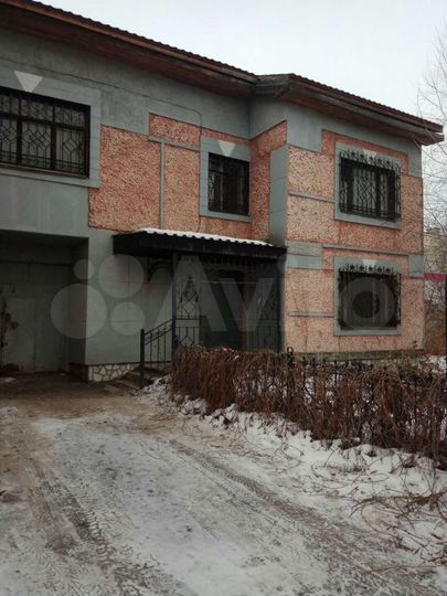 Коттедж 220 м² на участке 6 сот.