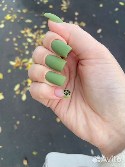 Маникюр, педикюр, наращивание ресниц