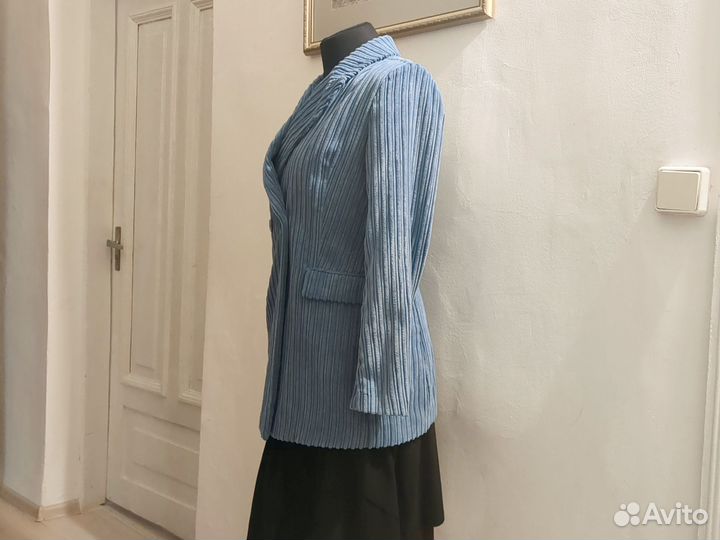 Пиджак женский вельветовый Benetton 46