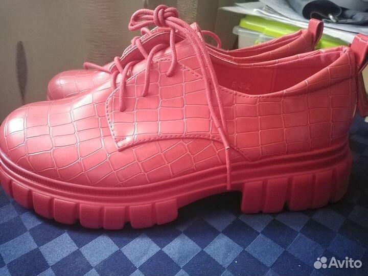 Туфли женские 39 размер новые