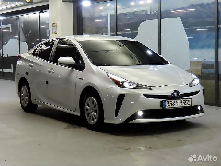 Toyota Prius 1.8 AT, 2021, 84 777 км