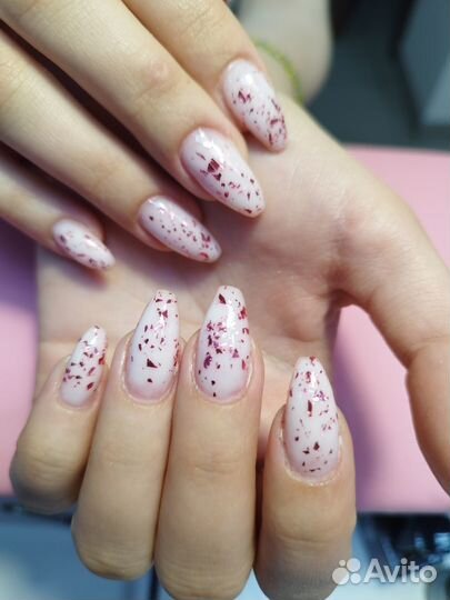 Маникюр педикюр в салоне