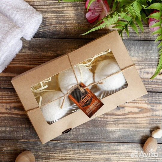 Крафтовая коробочка с окошком 20*12*4см