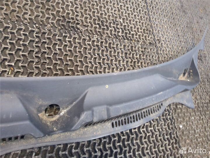 Жабо под дворники Volkswagen Golf 4, 1999