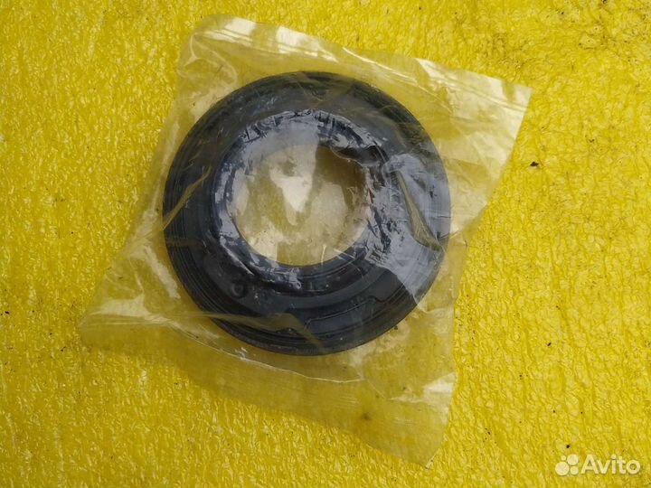 Сальник коленвала Ford Transit