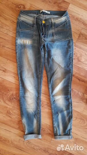 Вещи на девочку,4 шт. пакетом,джинсы,кофточки,р.42