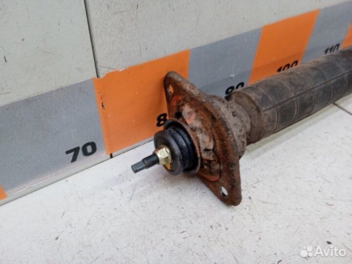 Амортизатор задний Nissan Skyline HV35 VQ30DD 2003