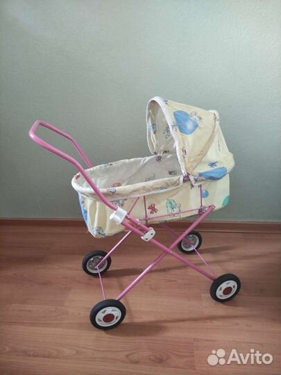 Коляска кукольная