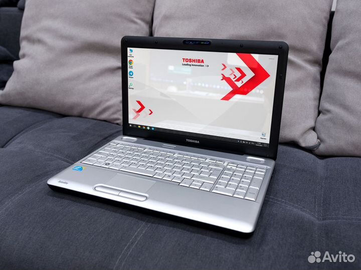 Мощный ноутбук Toshiba 15 (Core i3) для работы
