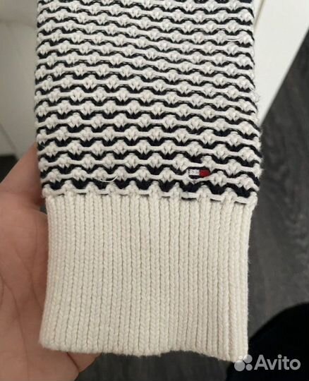 Джемпер Tommy hilfiger 46 размера