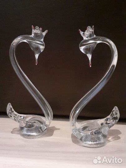 Лебеди стеклянные