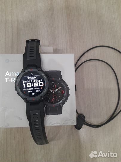 Часы Amazfit T-rex Pro