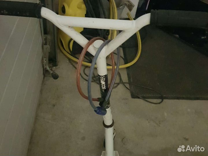 Самокат трюковой