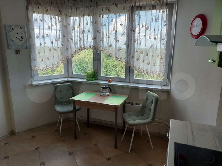 2-к. квартира, 65 м², 9/17 эт.