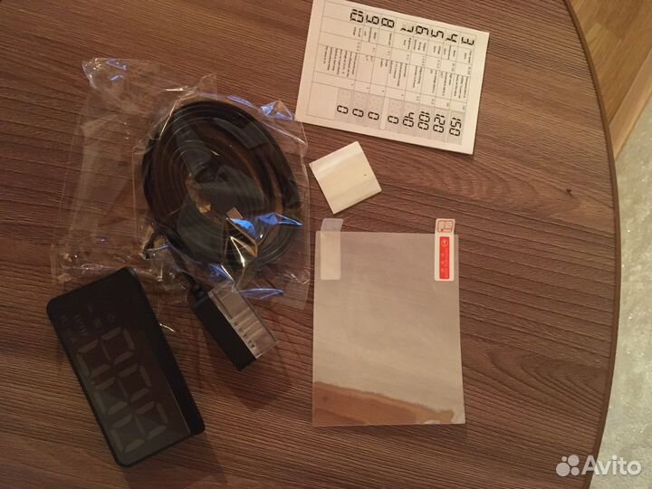 Проэктор на лобовое стекло автомобиля