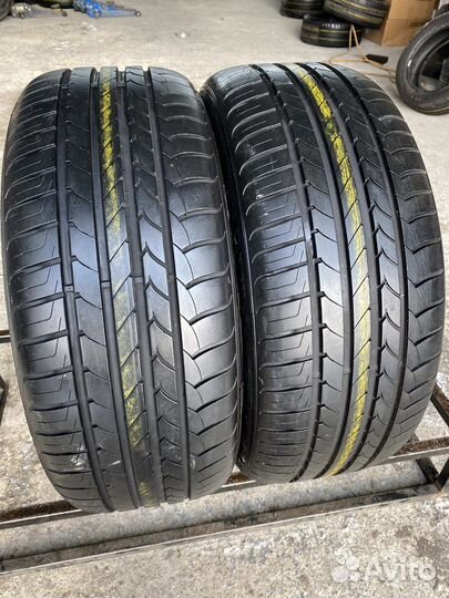 Goodyear EfficientGrip 255/45 R20