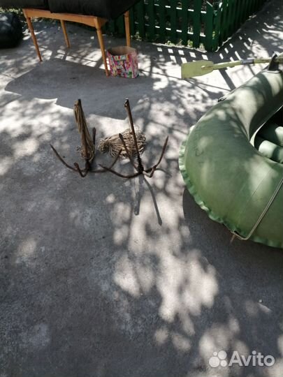 Резиновая надувная лодка