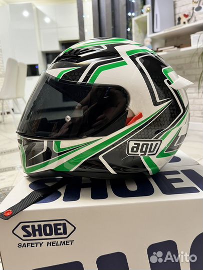 Мотошлем agv