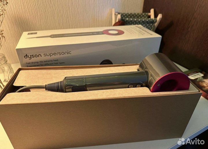 Фен Dyson HD 08