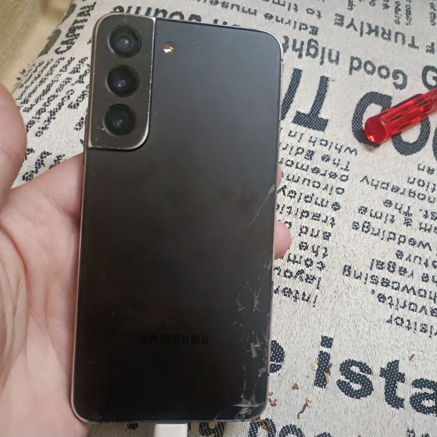 Samsung Galaxy S22, 8/256 ГБ, SIM + eSIM