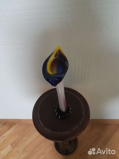 Ваза для одного цветка