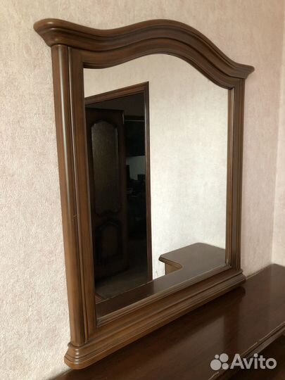 Зеркало настенное