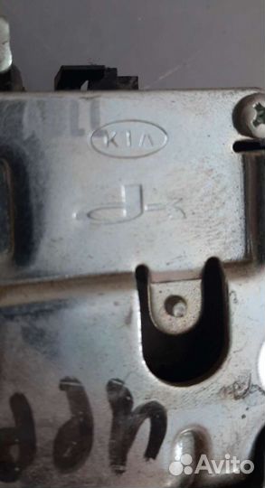 Kia Cerato 2 замок багажника