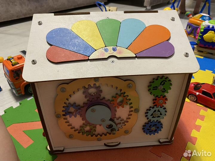 Развивающие домик и ортопидический коврик