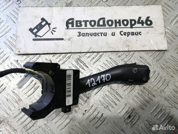 Переключатель стеклоочистителя Passat B5