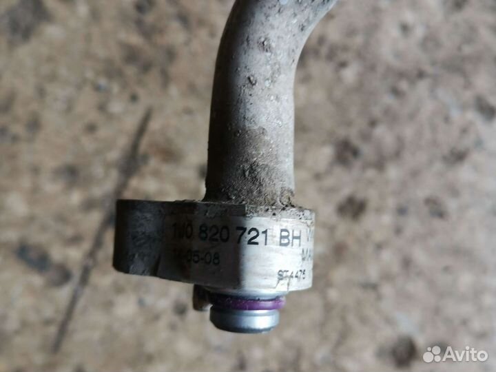 Шланг кондиционера Skoda Octavia A4 Tour