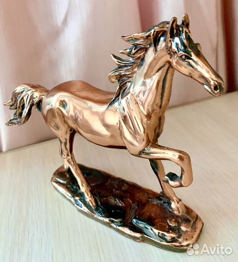 Фигура декоративная Конь (бронза)