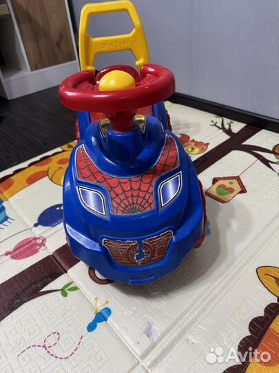 Машинка толокар