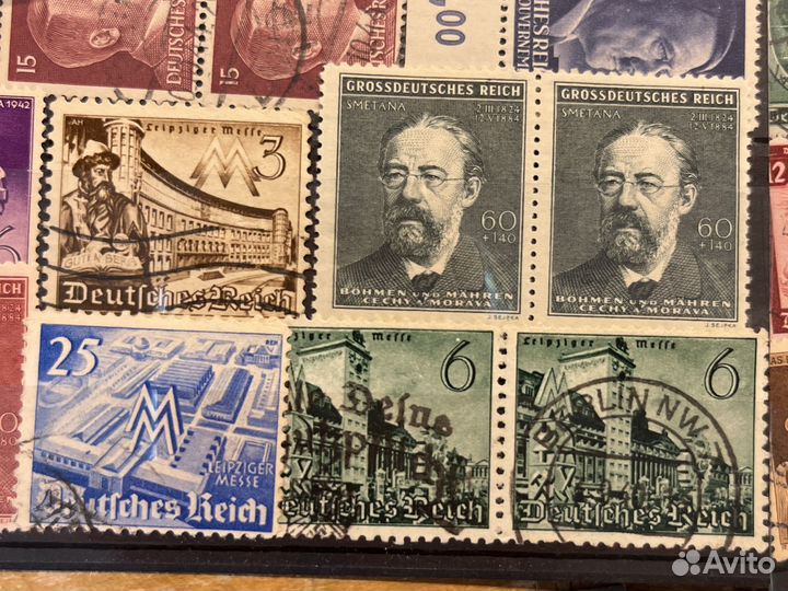 Старая коллекция почтовых марок