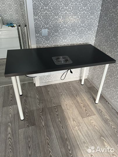 Вытяжка для маникюра и стол