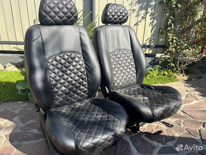 Передние сидения Форд Мондео 3