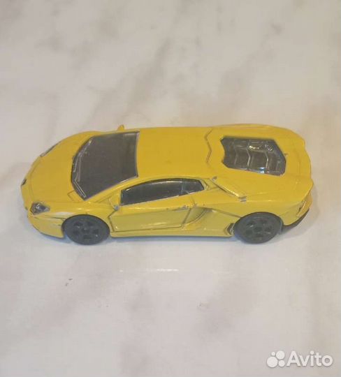 Lamborghini Aventador