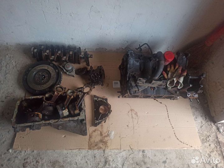 Двигатель Peugeot 406 2.0 RFV в разборе