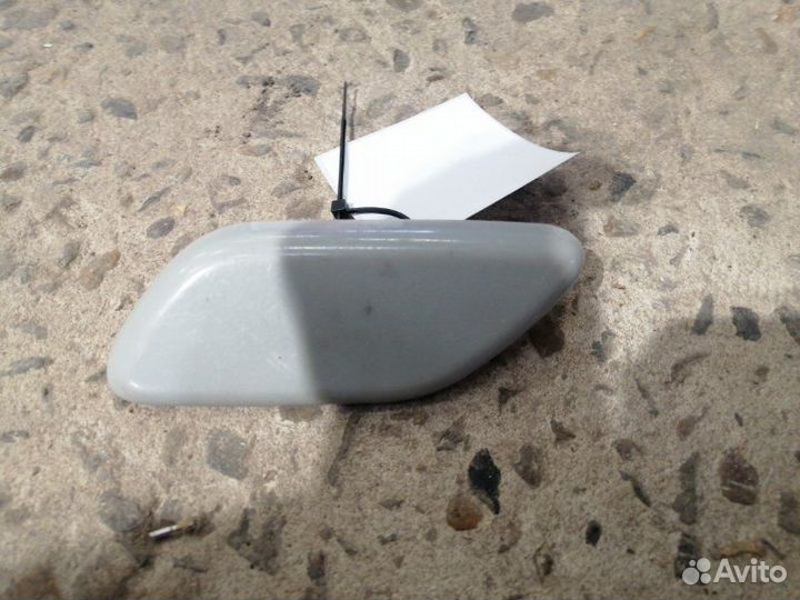 Крышка форсунки омывателя фар левая Mazda 3 BK Z6