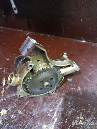 Масляный насос volkswagen polo 1,6 cfn