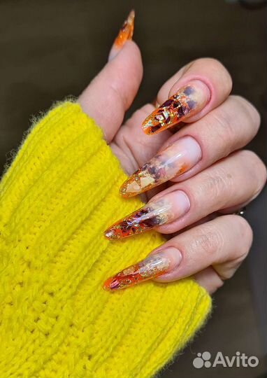 Наращивание ногтей на дому