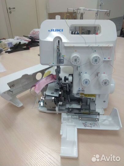 Оверлок для швейной машины