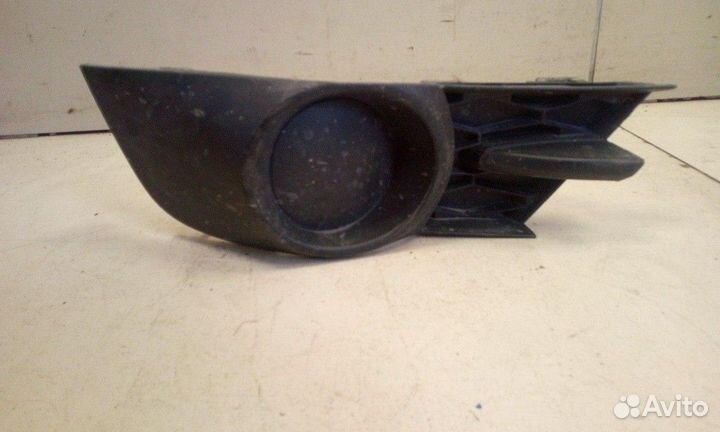 Заглушка правой противотуманки LADA xray