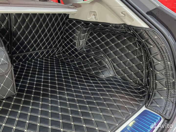 Коврик автомобильный