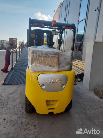 Вилочный погрузчик JAC CPD16, 2023
