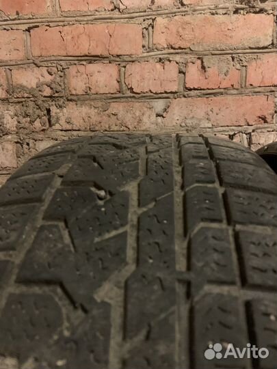 Kumho I'Zen RV Asymmetric 225/60 R18