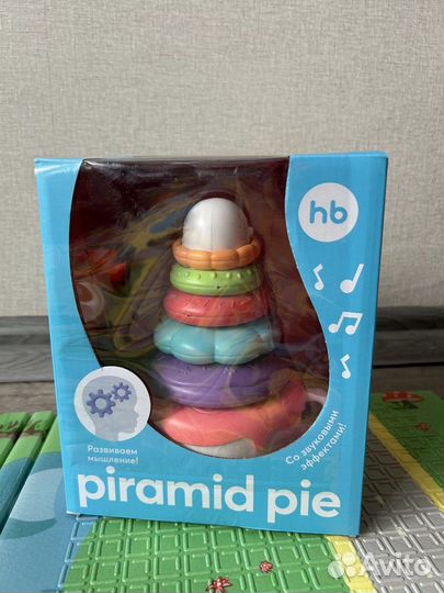 Музыкальная игрушка пирамидка неваляшка Happy Baby