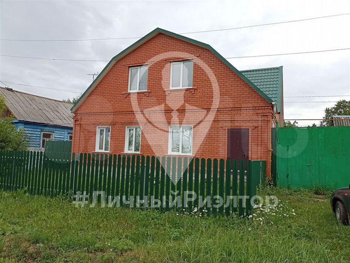 Дом 185,6 м² на участке 6 сот.