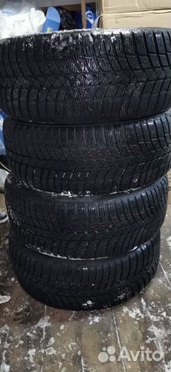 Kumho I'Zen KW23 215/50 R17