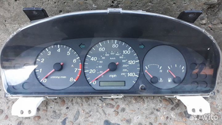 Шиток приборов на мазду 626 1999г
