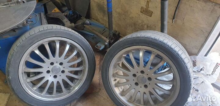 Bridgestone Potenza RE050A 245/40 R18